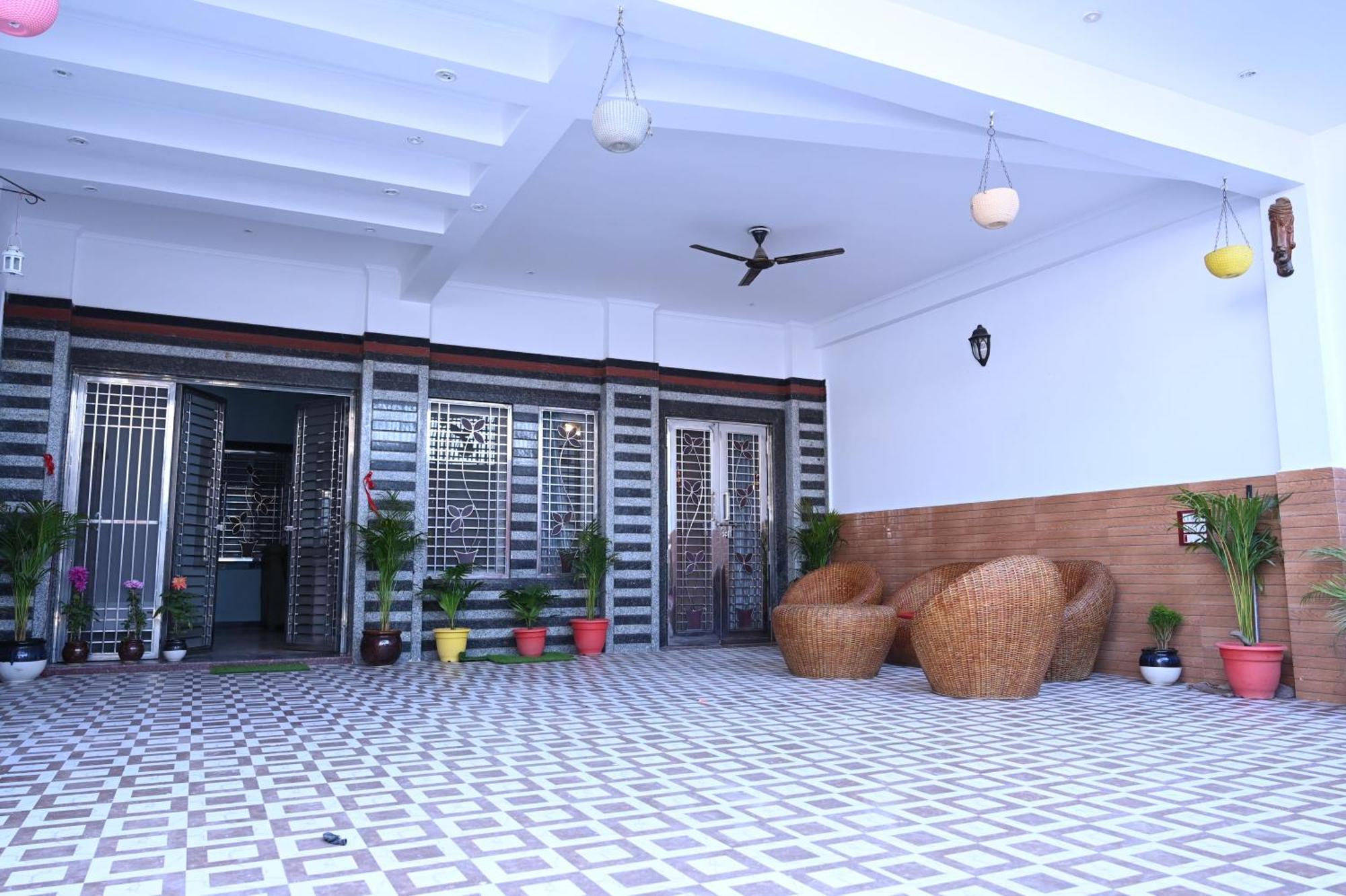 Hotel Ayodhya Paying Guest 外观 照片
